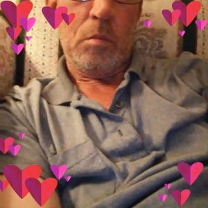 Meet your Posher, Louis